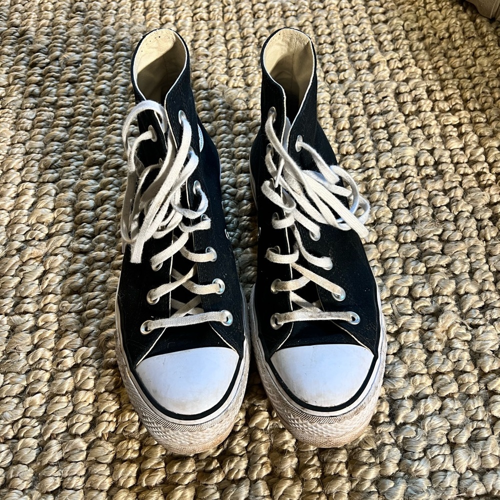 Platform converse